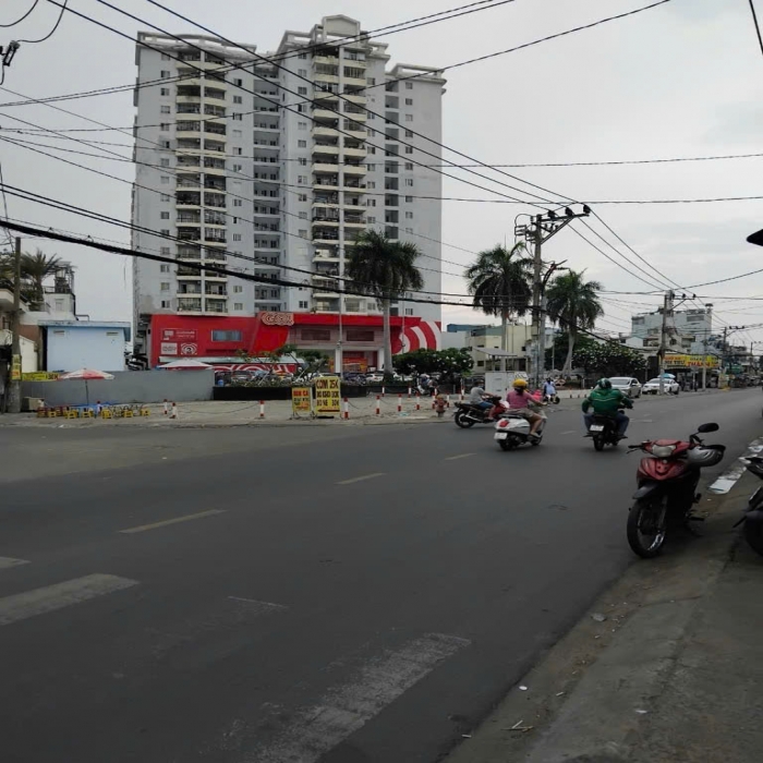 MẶT TIỀN THOẠI NGỌC HẦU, TÂN PHÚ, 4x28m, 3 TẦNG, HẺM ÔTÔ SAU NHÀ - 2