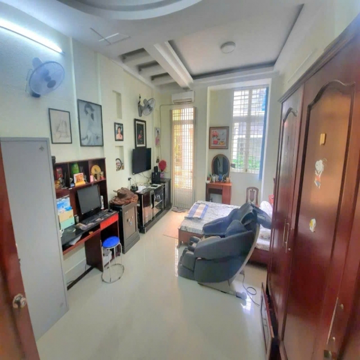 8.2-7.99 TỶ, 4 TẦNG, 4x16m, NGAY NHÀ GA T3, BÁN NHÀ HUỲNH VĂN GẤM, HXH - 10