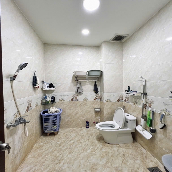 LÀNG TỶ PHÚ TÂN SƠN NHÌ, BMW NGỦ NHÀ, ĐƯỜNG CHỈ ĐỦ 3 ÔTÔ CHẠY - 11