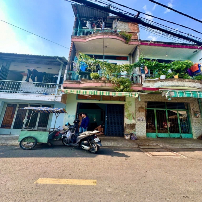 MẶT TIỀN THOẠI NGỌC HẦU, TÂN PHÚ, 4x28m, 3 TẦNG, HẺM ÔTÔ SAU NHÀ - 3