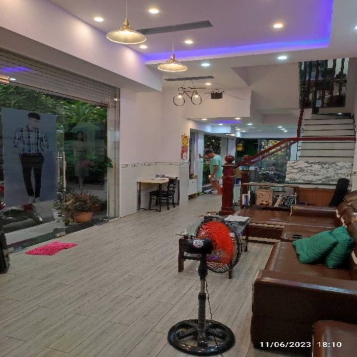 NGUYỄN HỮU DẬT, LÔ GÓC, 5 TẦNG, 4x15m, 9 TỶ NHỈNH