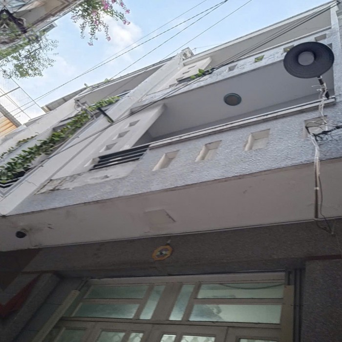 GÒ DẦU, 44m2, 3 TẦNG, HẺM XE HƠI 1 TRỤC, 8 TỶ NHỈNH XÍU