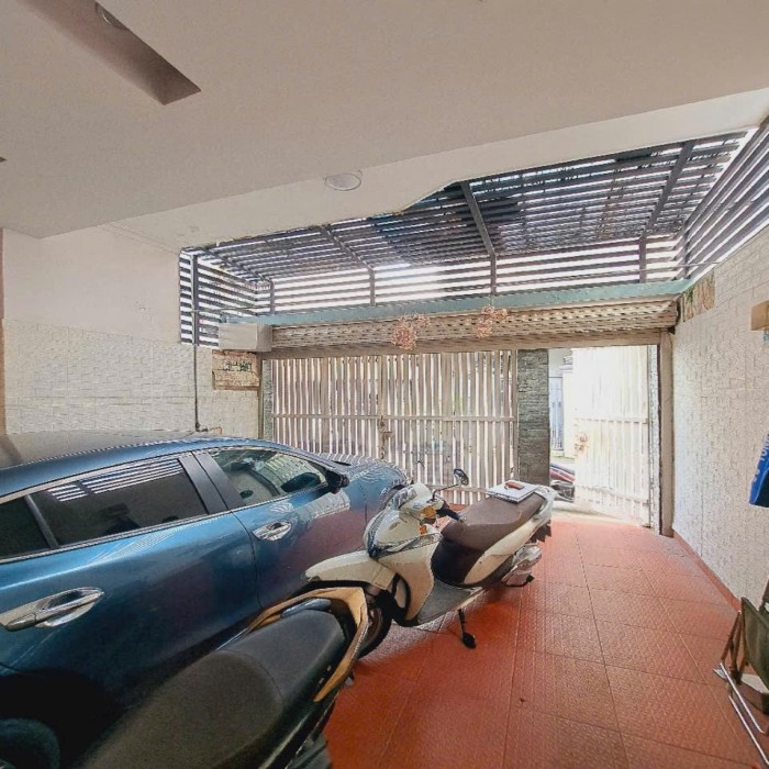 TÂN SƠN NHÌ, LÔ GÓC, XE HƠI NGỦ NHÀ, 4.8x14m, 2 TẦNG, 8 TỶ NHỈNH ÍT