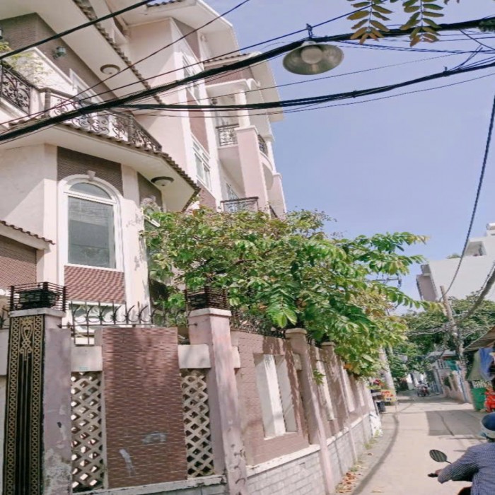 BIỆT THỰ MỚI NGUYỄN SƠN, 10x17.5m, 5 TẦNG, 2 MẶT ÔTÔ, CHỈ 17.95 TỶ  