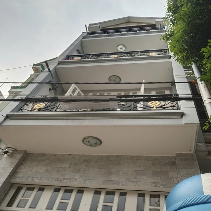 CÔNG VIÊN NT TRUYỆN, ÔTÔ NGỦ TRONG NGOÀI, 4x20m, 5 TẦNG, 16 TỶ NHỈNH