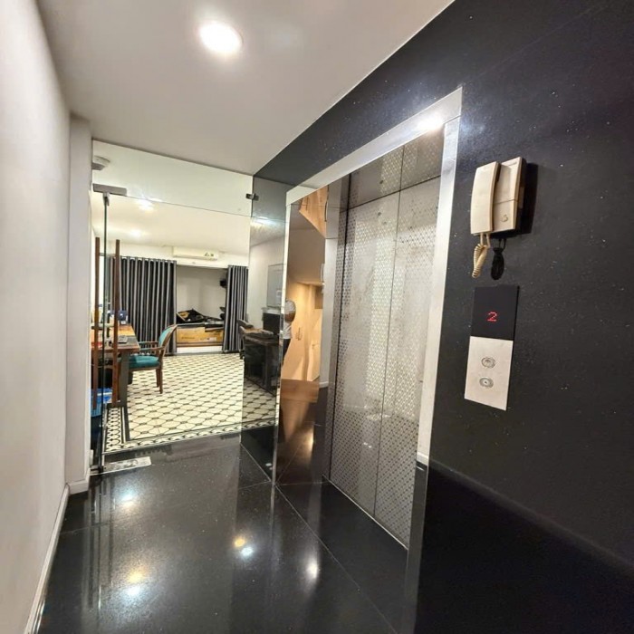 TÒA NHÀ CHÂU ÂU 6 TẦNG, BÁN NHÀ MẶT TIỀN NGUYỄN HỮU TIẾN, 74m2, THANG MÁY XỊN, CHỈ 14 TỶ NHỈNH