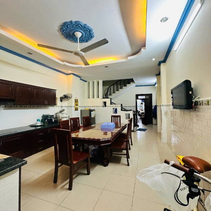 17.8 giảm còn 15.4 tỷ, BÁN NHÀ MẶT TIỀN GÒ DẦU, 4x19m, 4 TẦNG, TÂN QUÝ, TÂN PHÚ