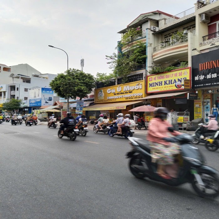 High Rental Yield, FRONT-STREET HOUSE FOR SALE, 5.5m Wide, Tan Son Nhi – Go Dau Area, Tan Phu, Only Just Over 20 Billion VND