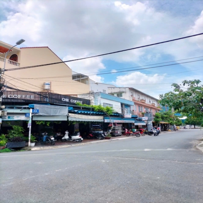 MẶT TIỀN ĐƯỜNG D10, 102m2, 3 TẦNG, 10 TỶ NHỈNH ÍT - 2