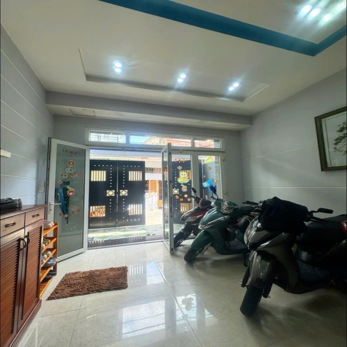 VƯỜN LÀI, 4x17.5m, 5 TẦNG, HẺM XE TẢI THÔNG, 11 TỶ NHỈNH - 2