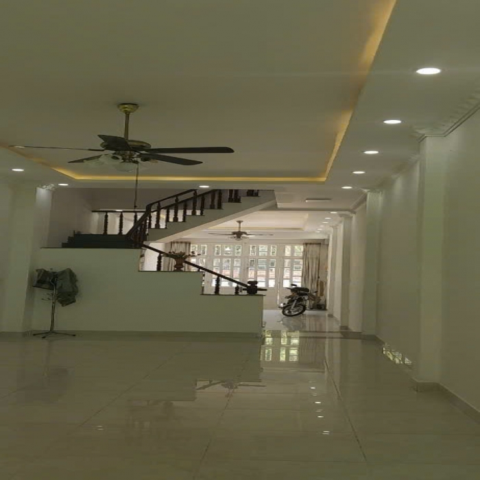 CÔNG VIÊN NT TRUYỆN, ÔTÔ NGỦ TRONG NGOÀI, 4x20m, 5 TẦNG, 16 TỶ NHỈNH - 2