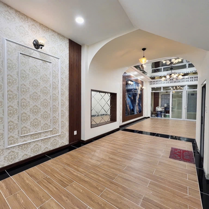 ĐÃ BÁN --- NGUYỄN THẾ TRUYỆN, 5x23m, 5 TẦNG, HẺM XE HƠI ĐỖ CỬA - 2