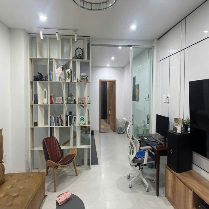 9.1-8 TỶ NHỈNH, GARA ÔTÔ, 4 TẦNG, BÁN NHÀ NỞ HẬU, 4.3x18m, KÊNH 19/5, TÂN PHÚ - 3