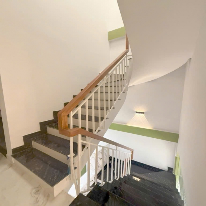 ĐÃ BÁN --- MUA NHÀ MỚI ĐẸP TÂN THẮNG, 3 TẦNG, TRONG CHỢ SƠN KỲ - 3