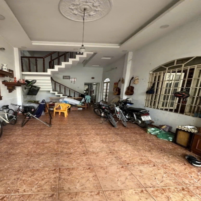 ​​​​​​​MẶT TIỀN TÂN QUÝ, 6.7x33.4m, NỞ HẬU, 3 TẦNG, 2 XE 7 CHỖ ĐẬU SÂN, 14.99 TỶ NHỈNH XÍU - 3