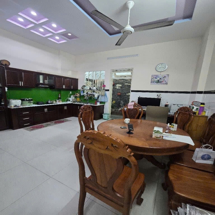 MẶT TIỀN TÂY SƠN TÂN PHÚ, 5x18.5m, 3 TẦNG, THÔNG TỨ PHÍA, 8 TỶ NHỈNH - 3