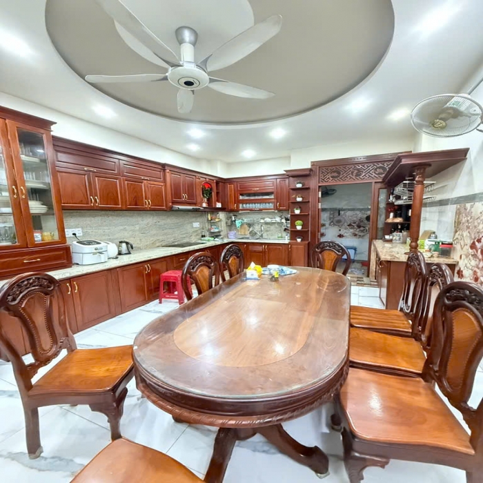 BÁN NHÀ MT THÀNH CÔNG, 4.2x18m, 5 TẦNG, KHU BÀN CỜ - 5