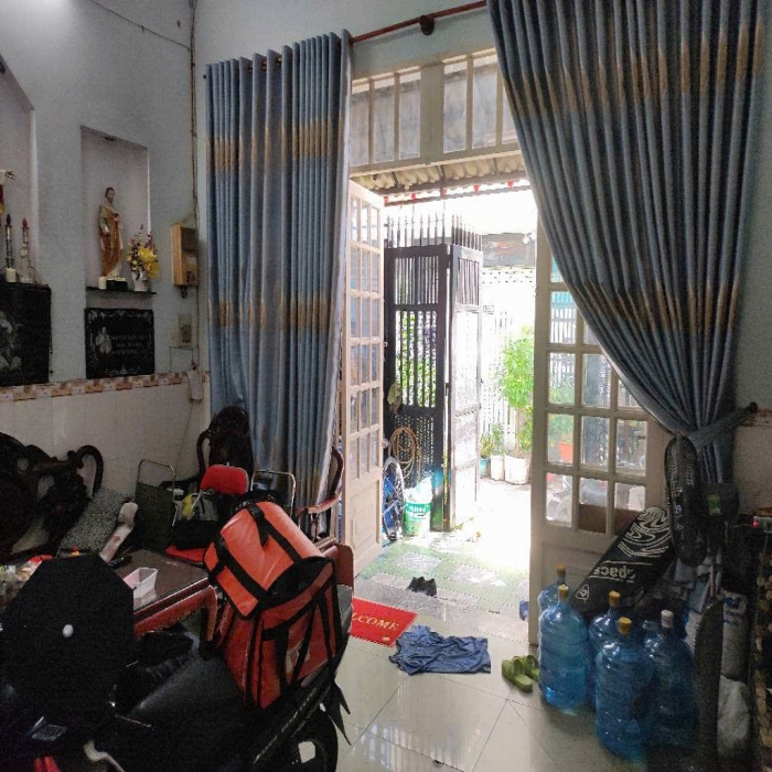 PROSPEROUS FLAIR-SHAPED HOME IN TAN PHU, TRAN VAN ON ST., TAN PHU DIST., 5-STORY HOUSE, CAR-ACCESSIBLE ALLEY, 7.6x13m - 4