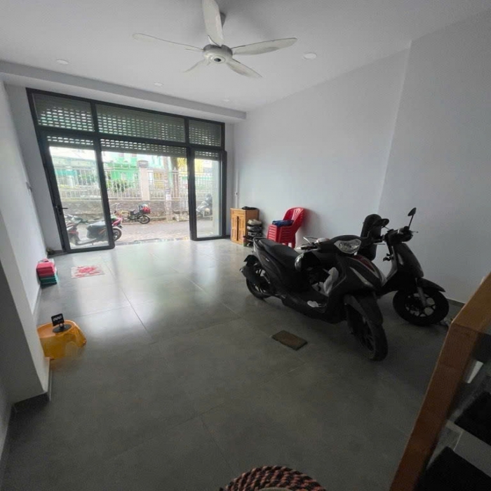 BRAND NEW, HOUSE FOR SALE, ĐỖ NHUẬN, TAN PHU, CAR CAN SLEEP INSIDE! - 4
