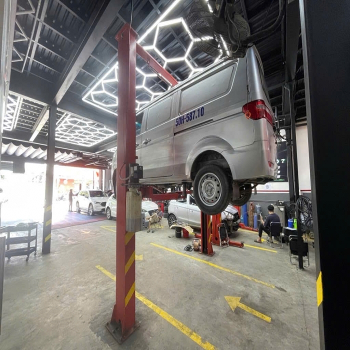 PRIME AUTOMOTIVE BUSINESS STREET, 12x20m FRONTAGE, HOUSE FOR SALE ON CHE LAN VIEN STREET, TAN PHU DISTRICT - 4