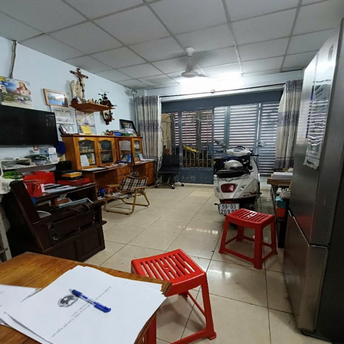 PHÙNG CHÍ KIÊN, 100m2, HẺM LỚN, SÂN XE, 7 TỶ NHỈNH - 5