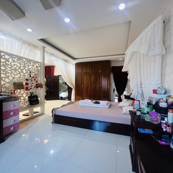 ĐÃ BÁN --- BÁN NHÀ ĐOÀN GIỎI, TÂN PHÚ, 130m2, XE HƠI ĐỔ CỔNG - 6