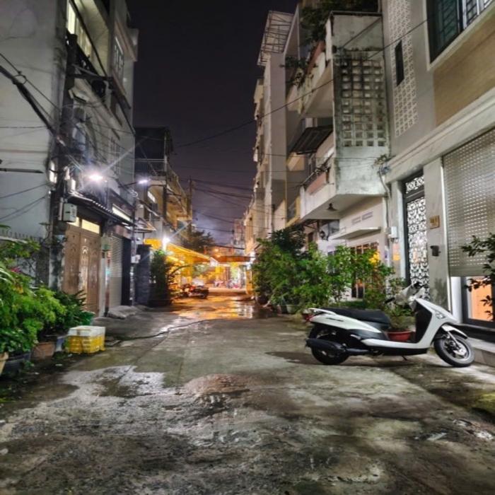 DƯƠNG ĐỨC HIỀN, 6.3 x 10.5m, 2 TẦNG, LÔ GÓC, HẺM XE HƠI THÔNG, 7 TỶ NHỈNH - 6