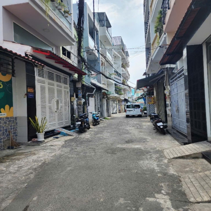 ĐÃ BÁN --- ĐẤT LÊ TRỌNG TẤN, 5.2x21m, HẺM XE HƠI TRÁNH - 6