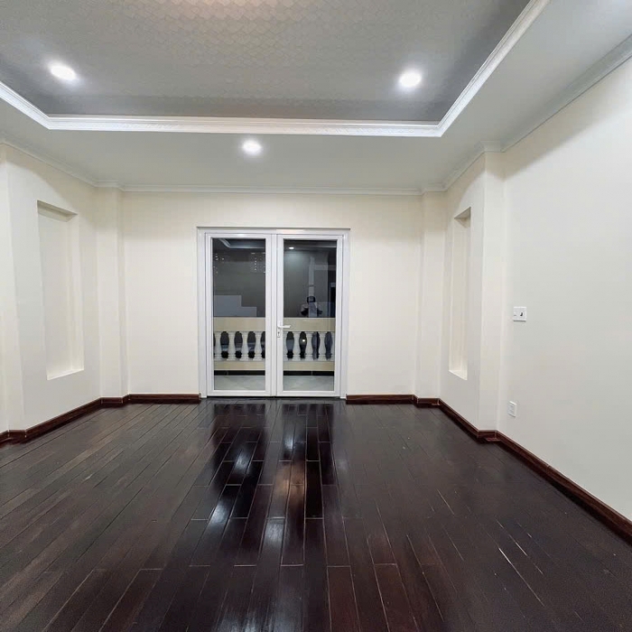 ĐÃ BÁN --- NGUYỄN THẾ TRUYỆN, 5x23m, 5 TẦNG, HẺM XE HƠI ĐỖ CỬA - 6