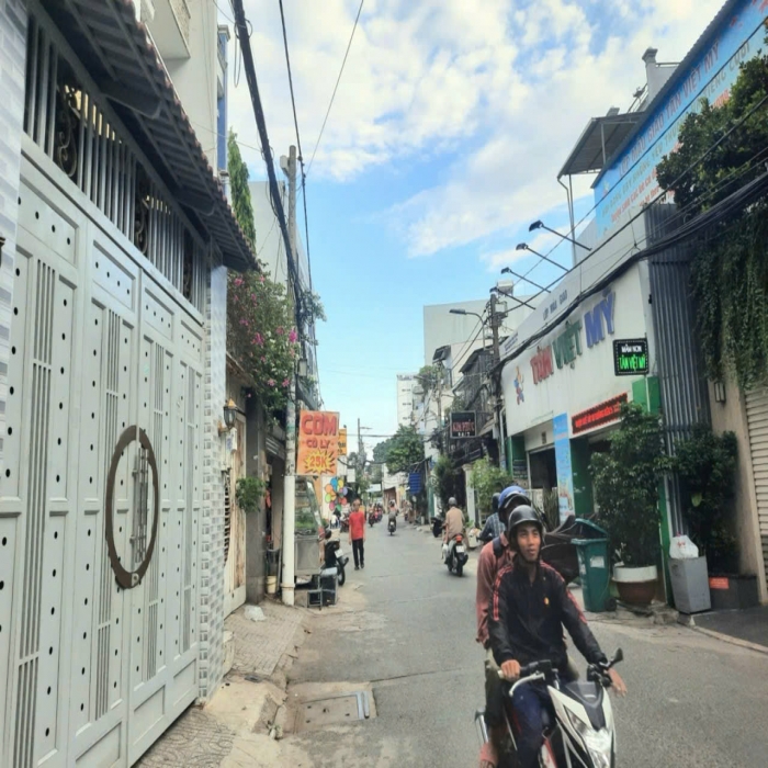 MẶT TIỀN HUỲNH VĂN GẤM, 4x20m, 3 TẦNG BTCT, 13 TỶ NHỈNH - 6