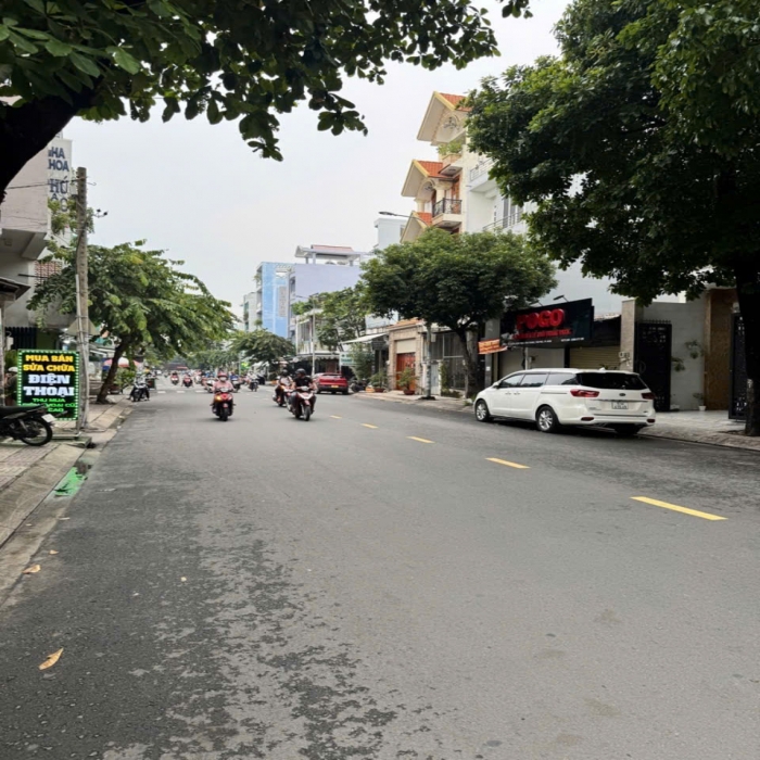 MẶT TIỀN TRẦN HƯNG ĐẠO, 4 TẦNG, 4.5x20m, 14 TỶ NHỈNH - 8