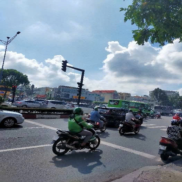 TÔI BÁN MẶT TIỀN 60M TRƯỜNG CHINH, VỈA HÈ 6M, 4 TẦNG, RỘNG HƠN 7M, CHỈ 9 TỶ NHỈNH - 8