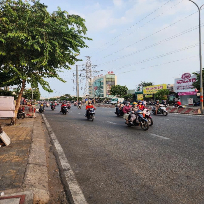 MẶT TIỀN LÊ TRỌNG TẤN, 105m2, NỞ HẬU CHỮ L, 2 TẦNG, 15 TỶ NHỈNH - 8