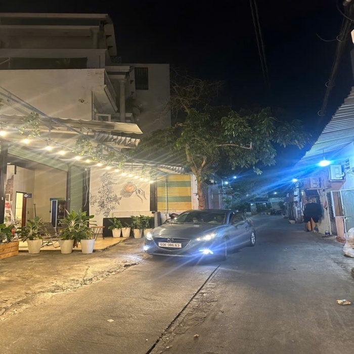 KHU VIP VƯỜN LÀI, XE TẢI THÔNG, 5 TẦNG, 4x17.5m, 9 TỶ NHỈNH ÍT - 9