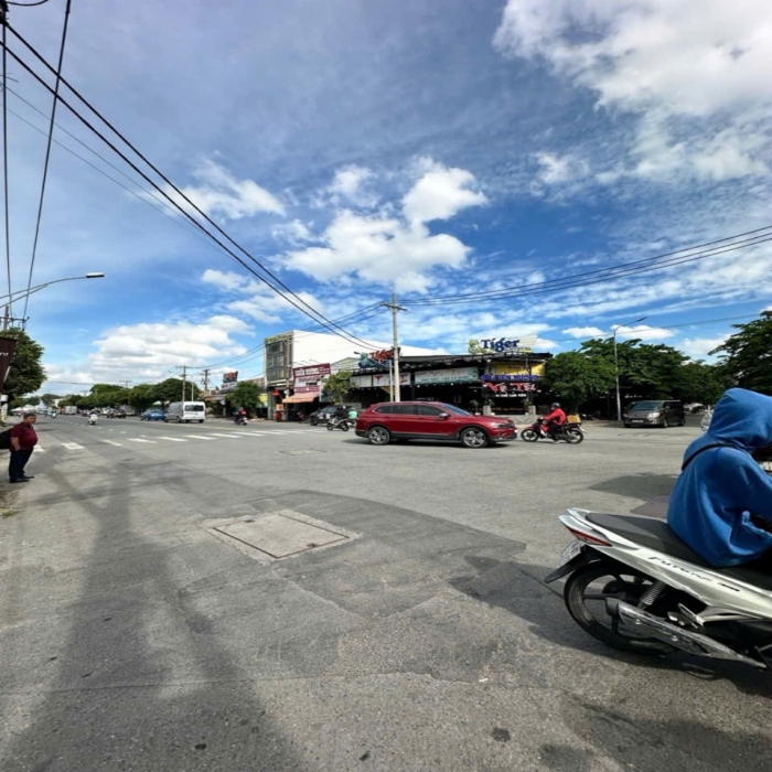 BIỆT THỰ CHẾ LAN VIÊN, 15x16m, 3 TẦNG, HẺM 2 XE HƠI, 10 TỶ NHỈNH - 10