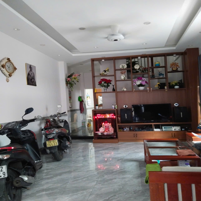 NHÀ ĐẸP VƯỜN LÀI, LUỸ BÁN BÍCH, XE HƠI ĐẬU NHÀ, 3 TẦNG SÂN THƯỢNG - 5